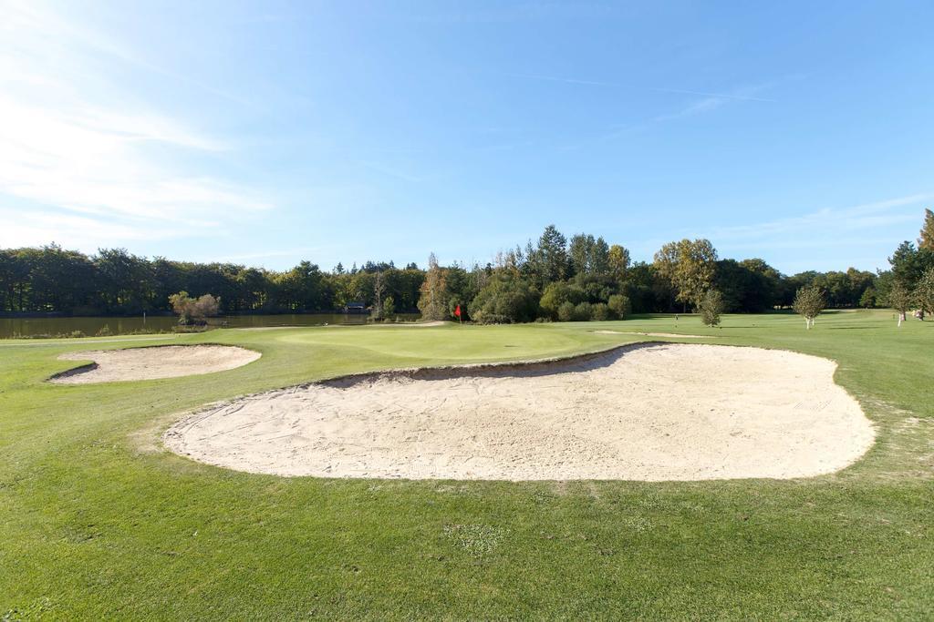 Les Ormes Domaine Et Resort Epiniac Exterior photo