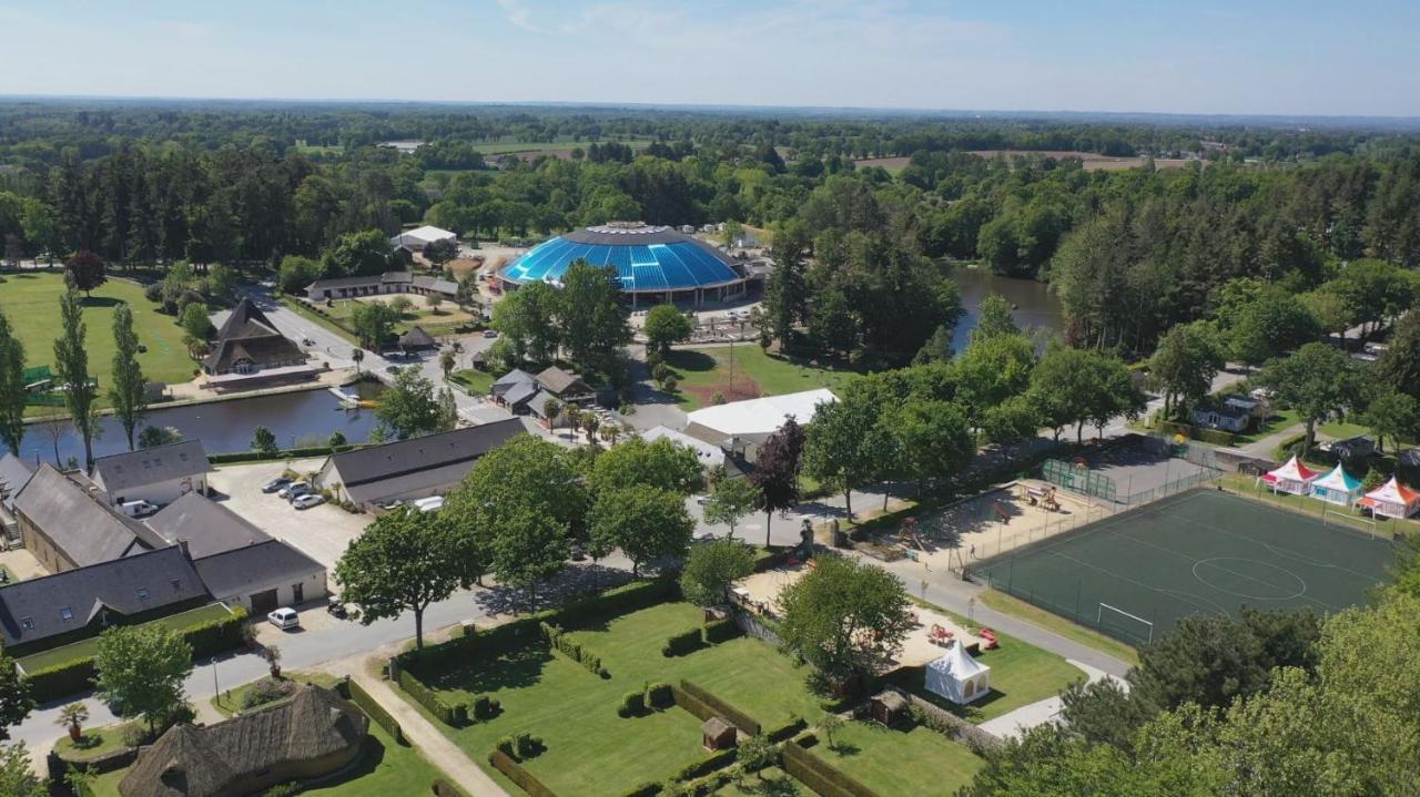 Les Ormes Domaine Et Resort Epiniac Exterior photo